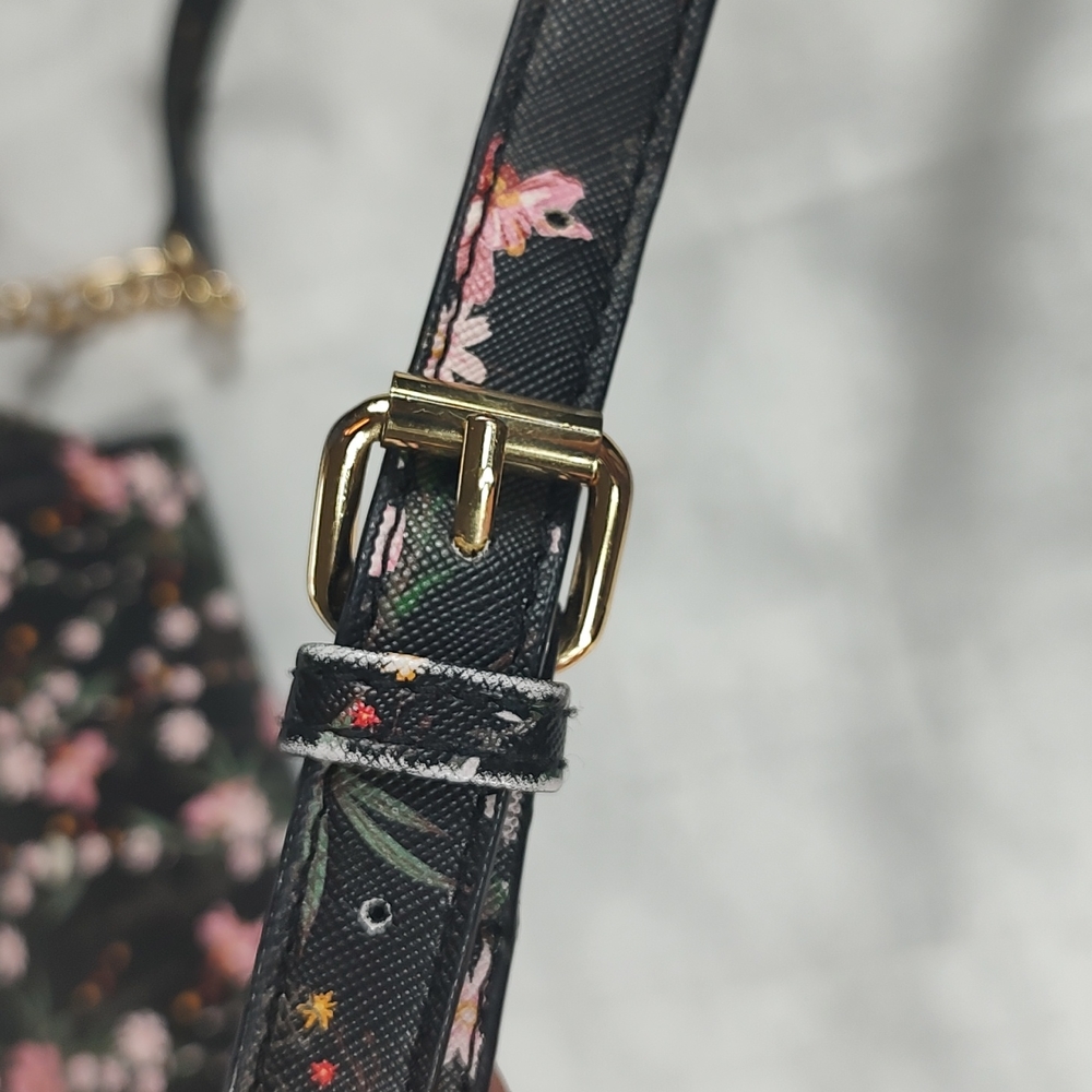 Steve Madden Black and Pink Floral Crossbody Purse with Gold Accents - Picture 10 of 10